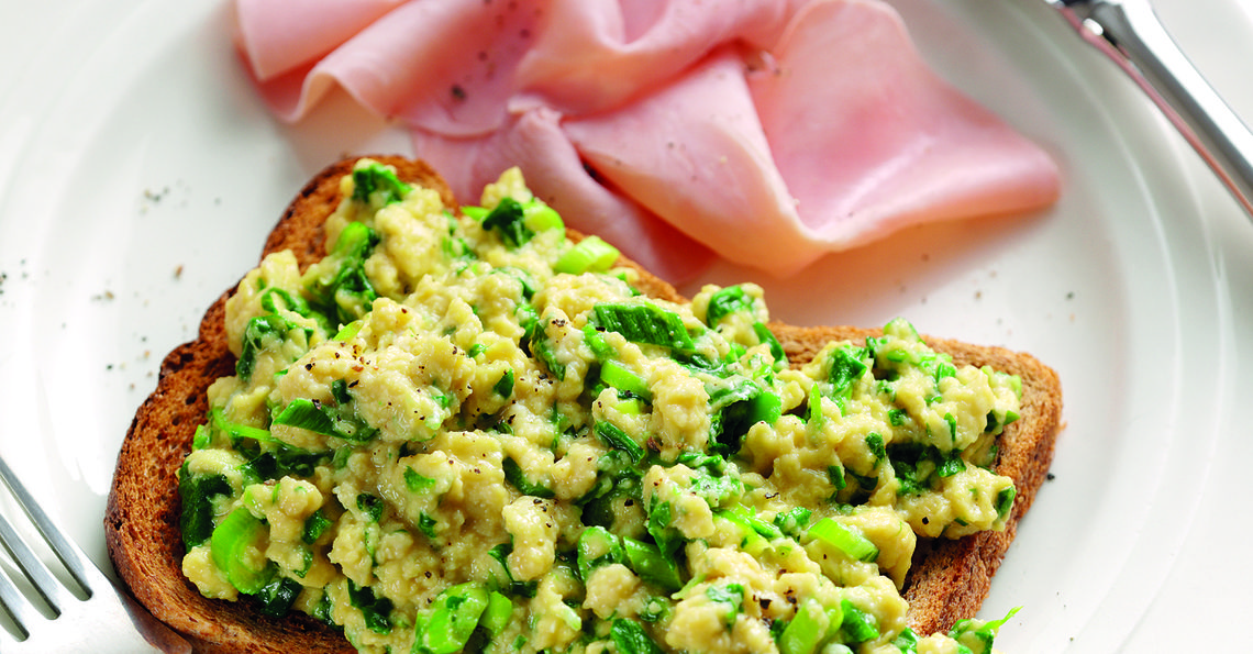 Green eggs and ham with spinach 