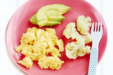 Avocado and cauliflower scrambled eggs for baby